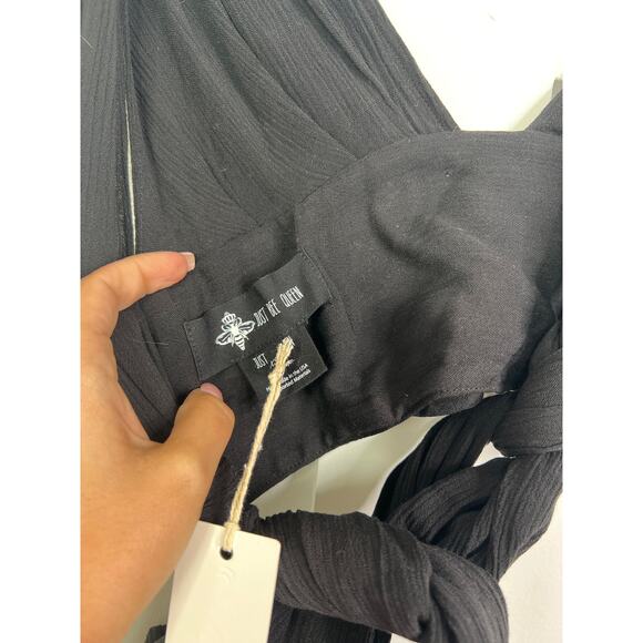 NWT Just Bee Queen Plunge V-Neck Sara Crop Top Cotton Blend in Black - Picture 4 of 7